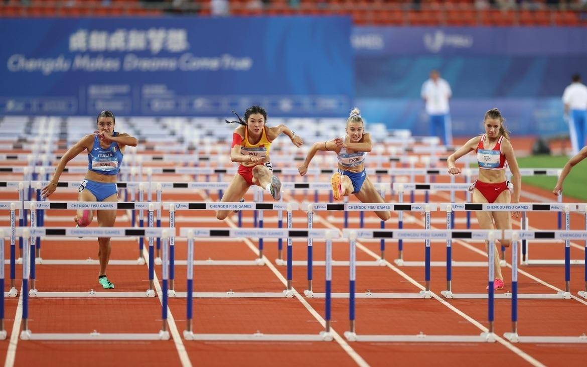 塞内加尔选手夺得女子400米跨栏银牌